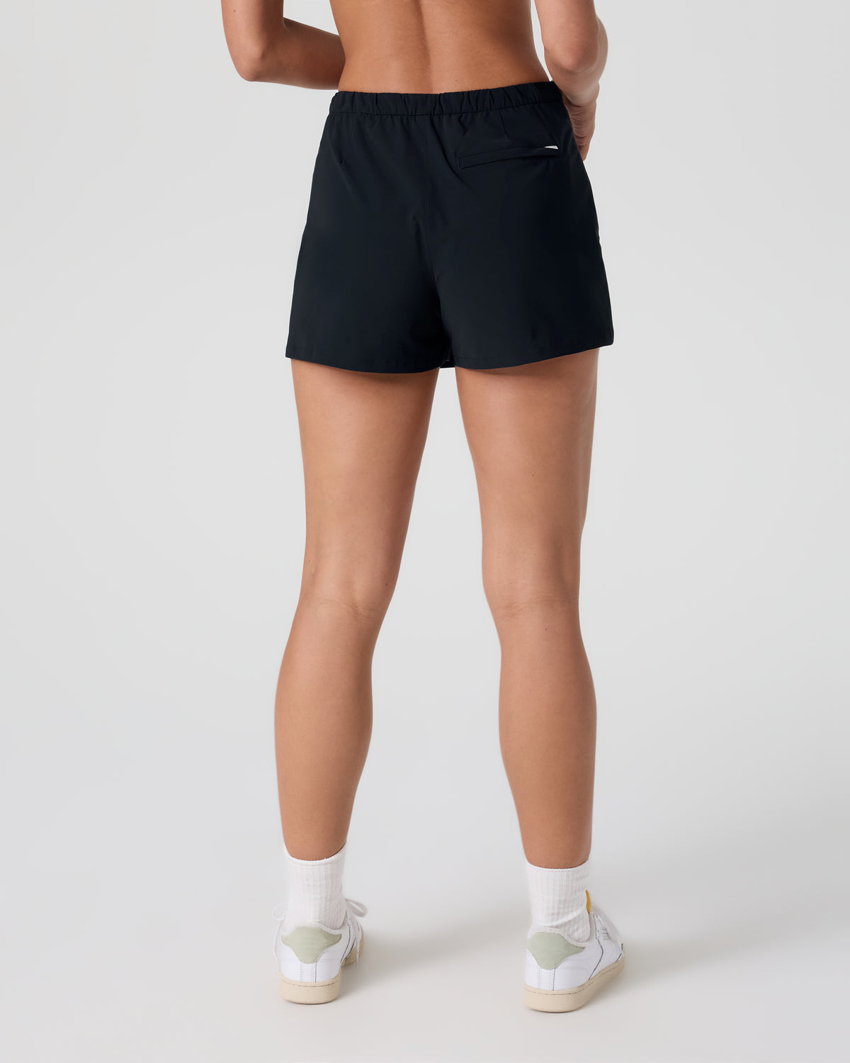 Miles Sport Skirt Black | Vuori discount