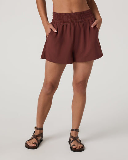Villa Short Women's Burnt Sienna Contemporary Shorts | Vuori sale