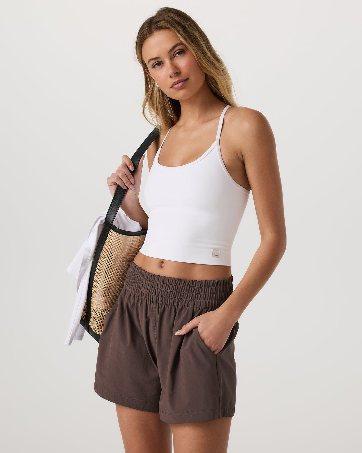 Villa Short Women's Java Lightweight Shorts | Vuori for sale