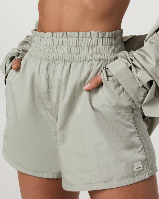 Dash Elevate Short Women's Talc Fitness Shorts | Vuori shop