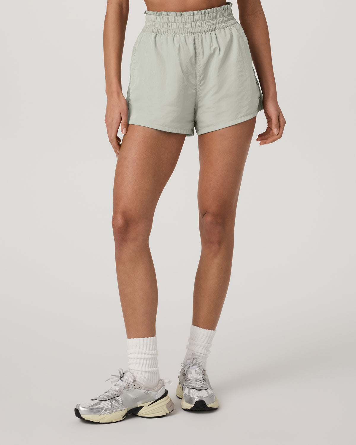 Dash Elevate Short Women's Talc Fitness Shorts | Vuori shop
