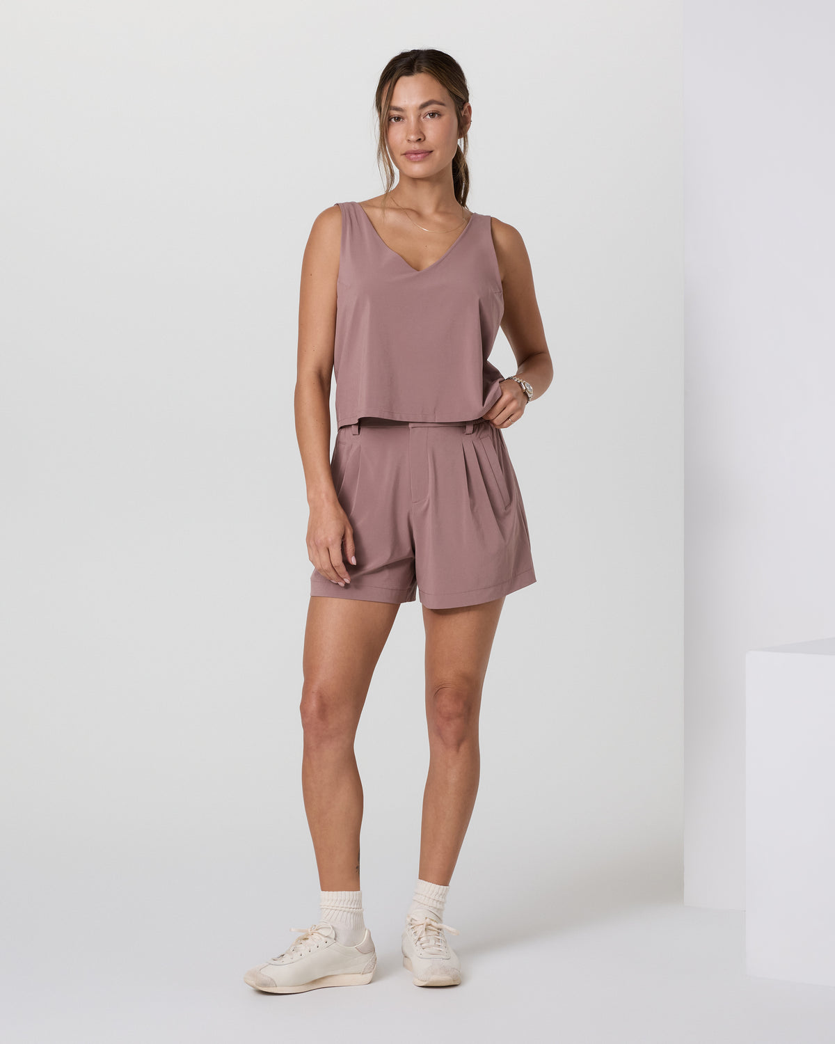 Villa Trouser Shorts Zion Rose Pleated Shorts | Vuori for sale