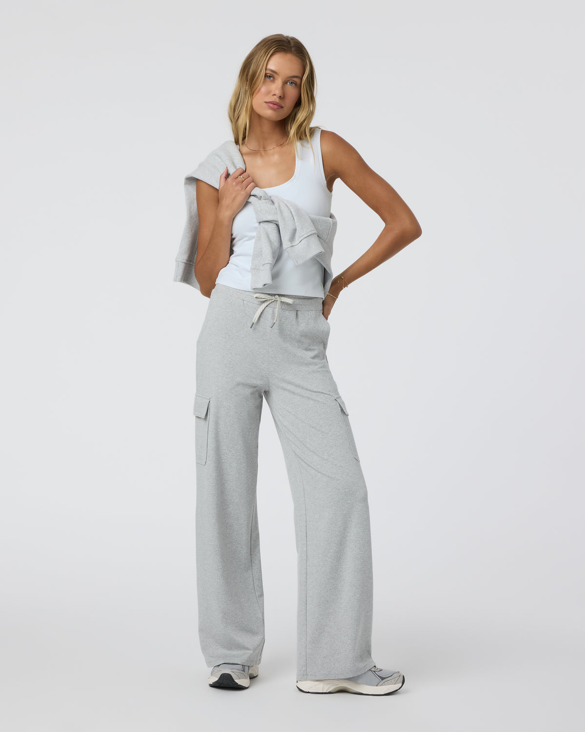 Halo Essential Scoop Tank White | Vuori discount