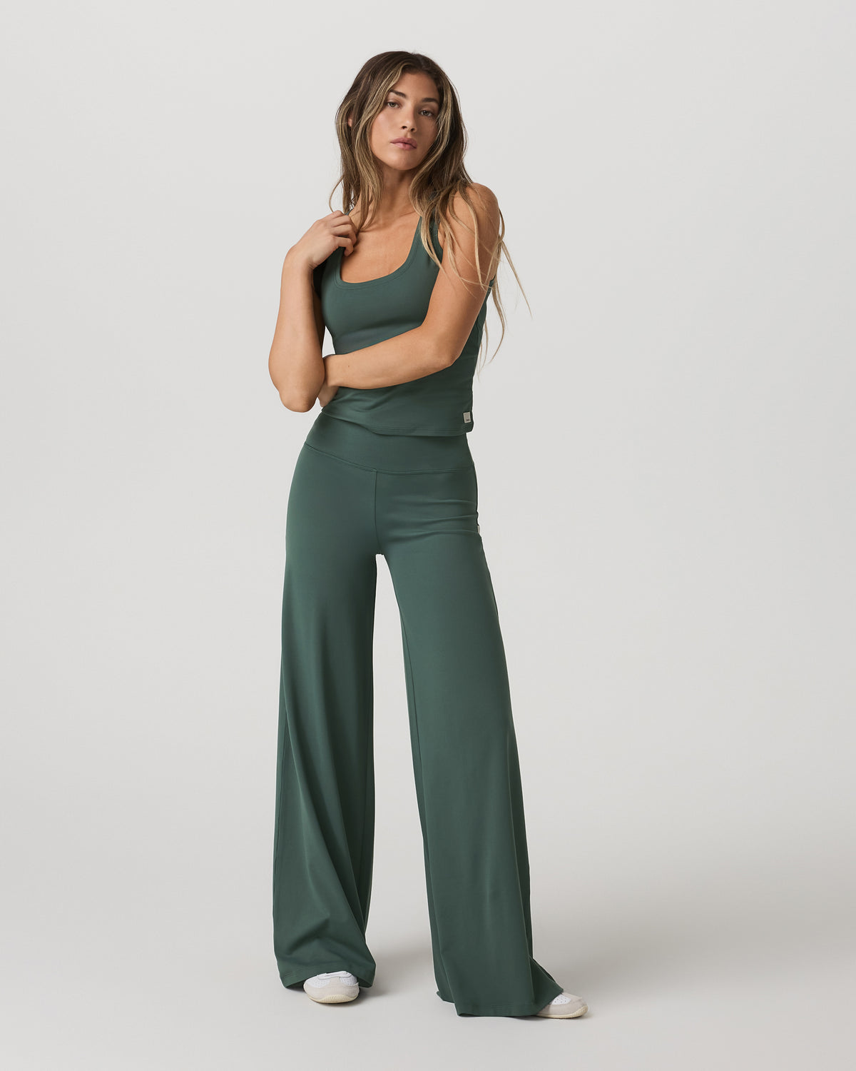Halo Essential Scoop Tank Women's Agate Green Tank Top | Vuori sale
