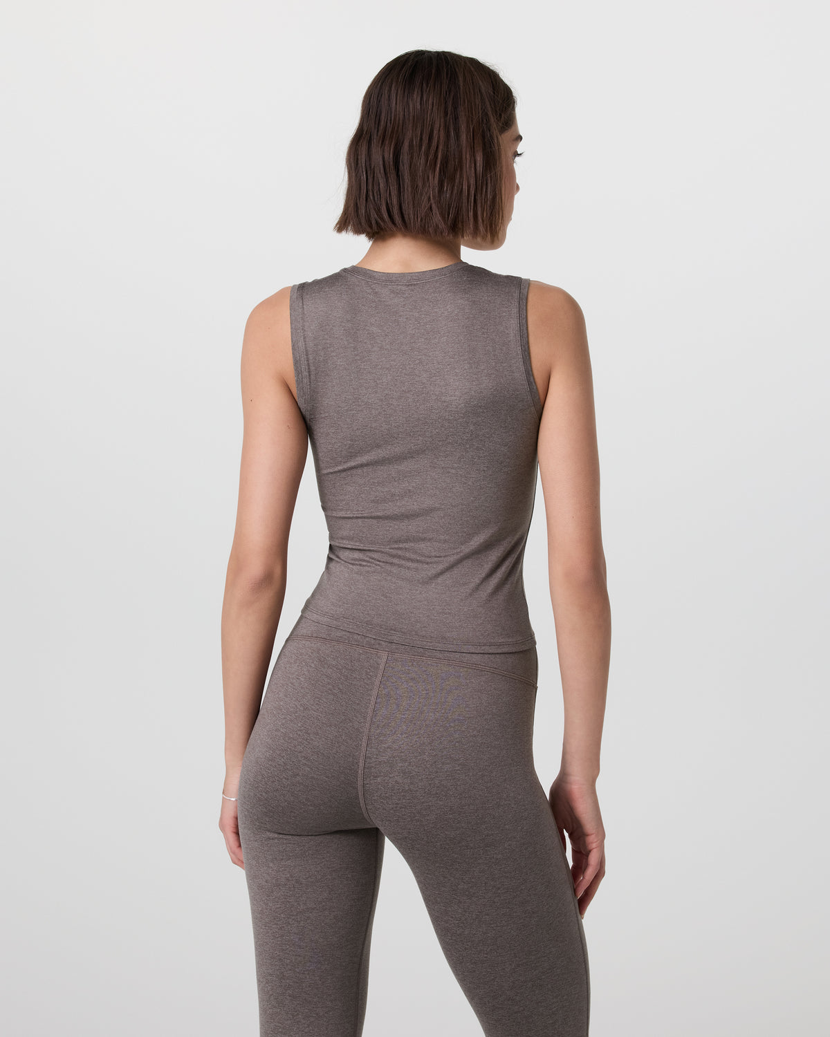 Halo Essential Scoop Tank Chia Heather | Vuori online