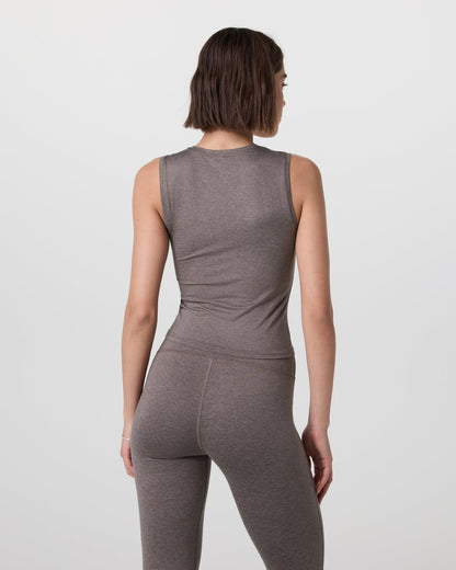 Halo Essential Scoop Tank Chia Heather | Vuori online