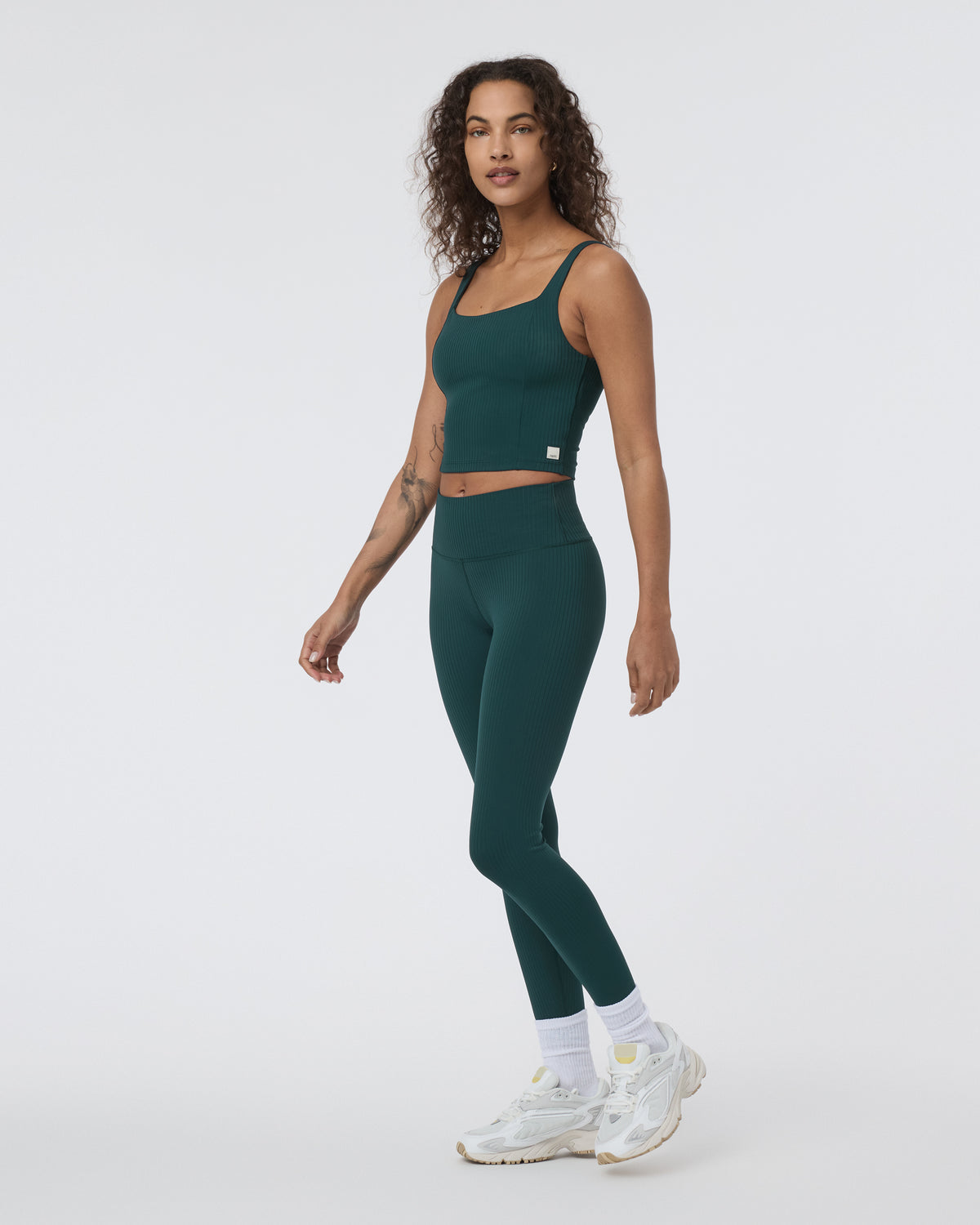 Inversion Rib Support Tank Moss | Vuori sale
