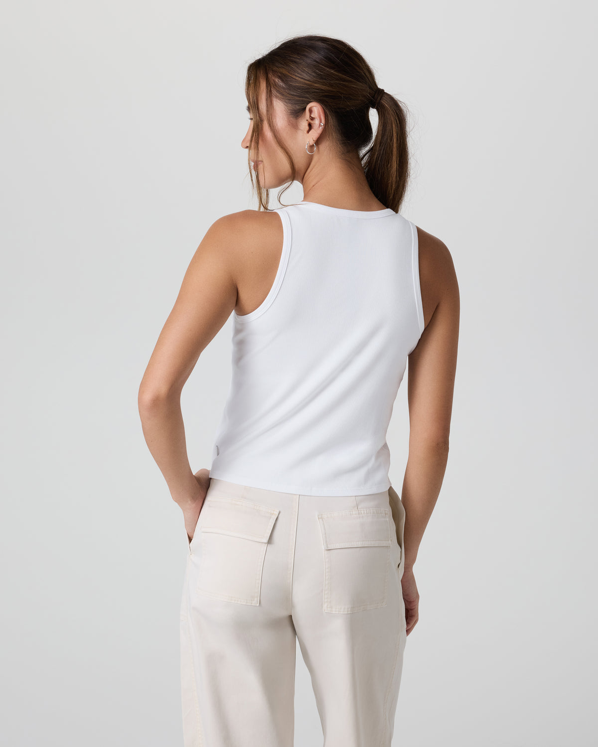 Pose Cardigan Tank White | Vuori onsale