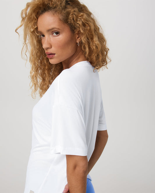 Energy Long Tee Women's White Performance Tee Shirt | Vuori online