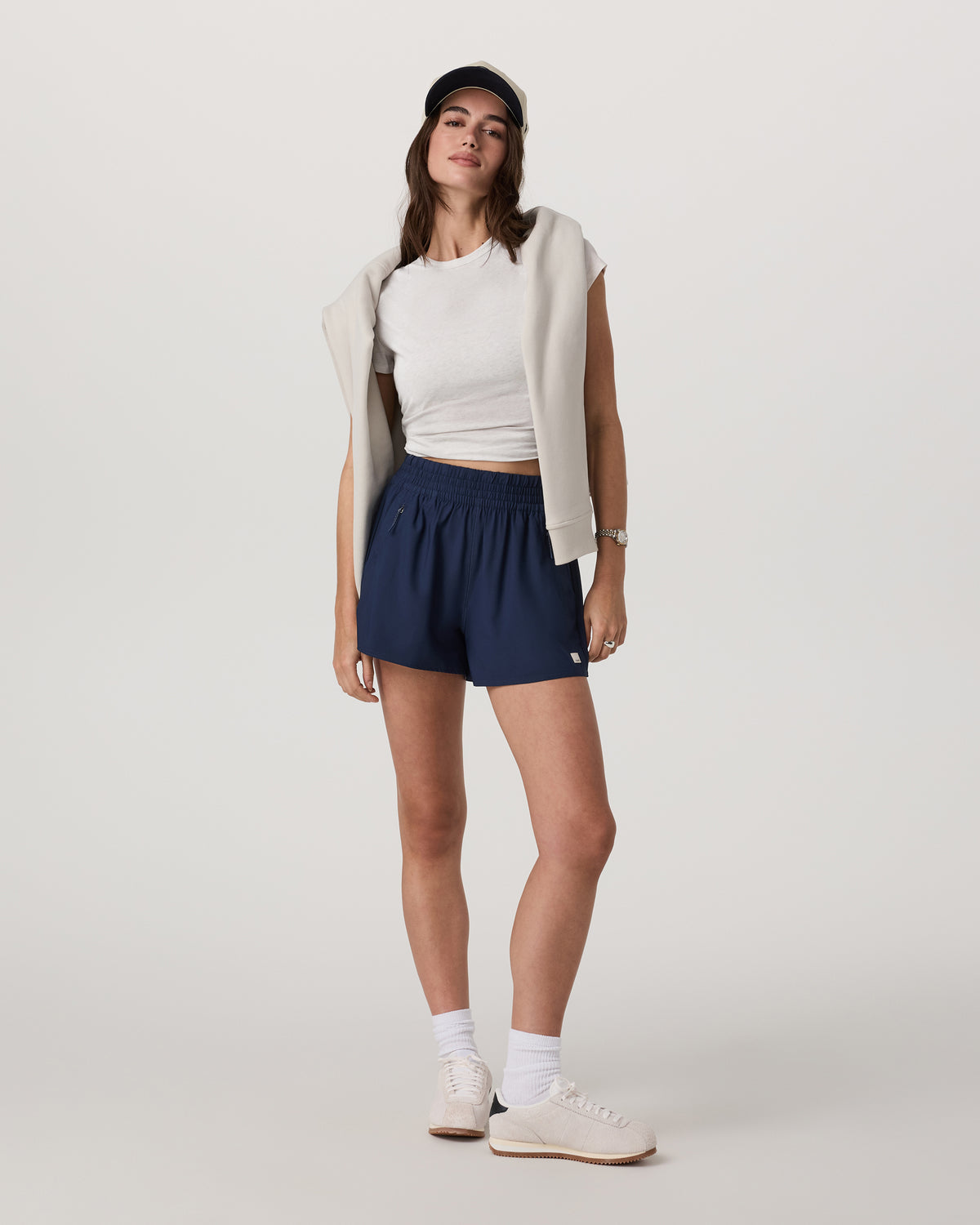 Short Sleeve Feather Classic Tee White Heather T-Shirt | Vuori online