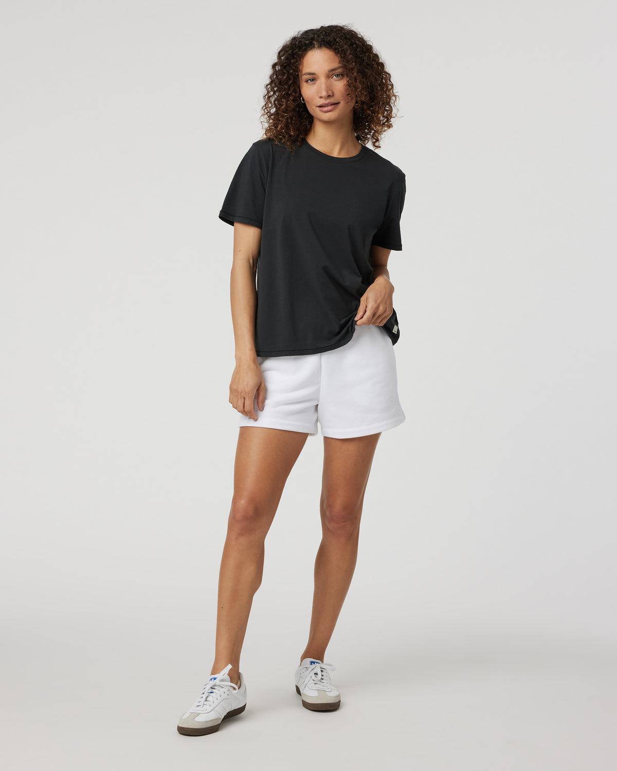 Feather Tee Women's Washed Black Tee | Vuori sale