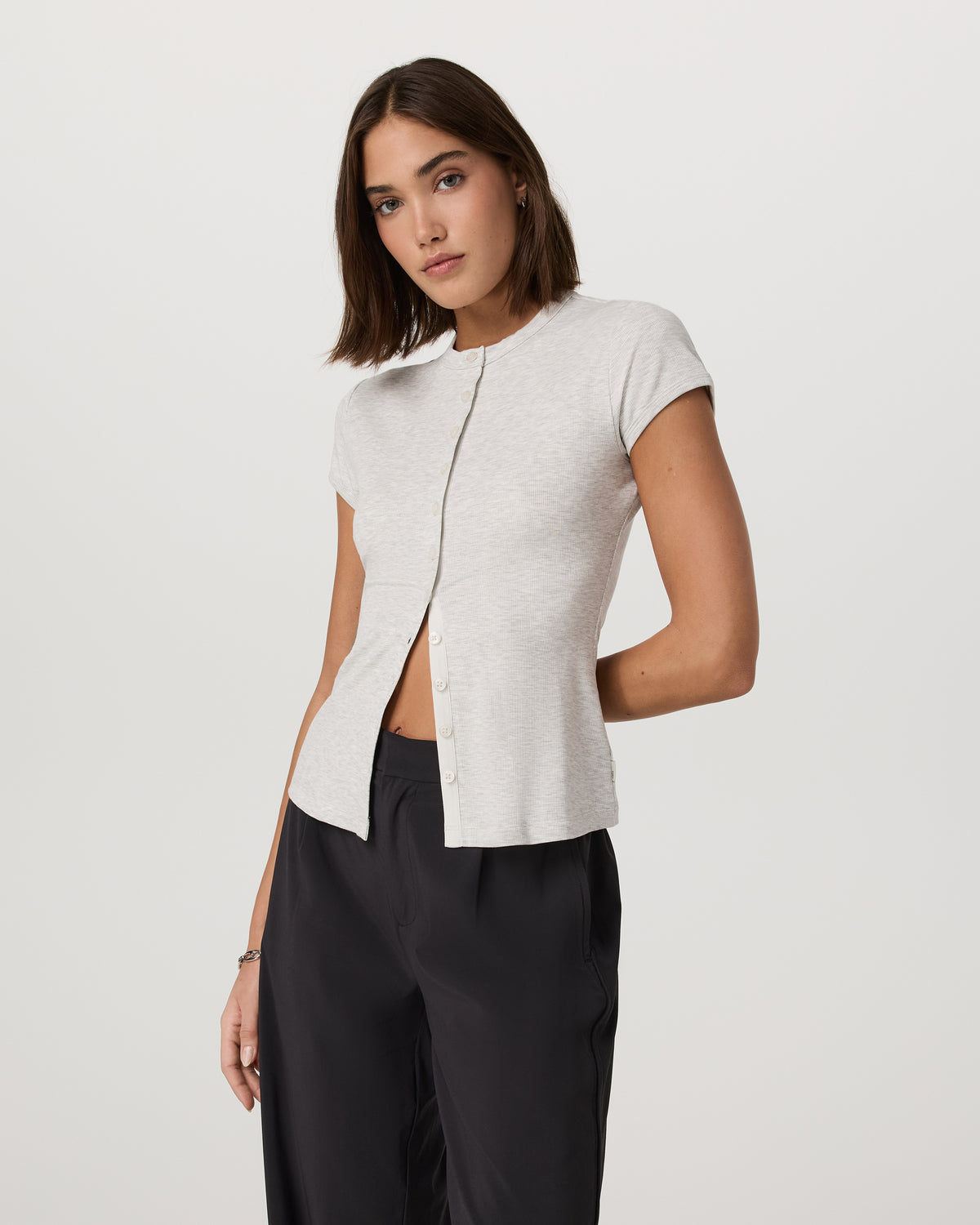 Women's Short Sleeve Pose Button Up White Heather Grey | Vuori discount