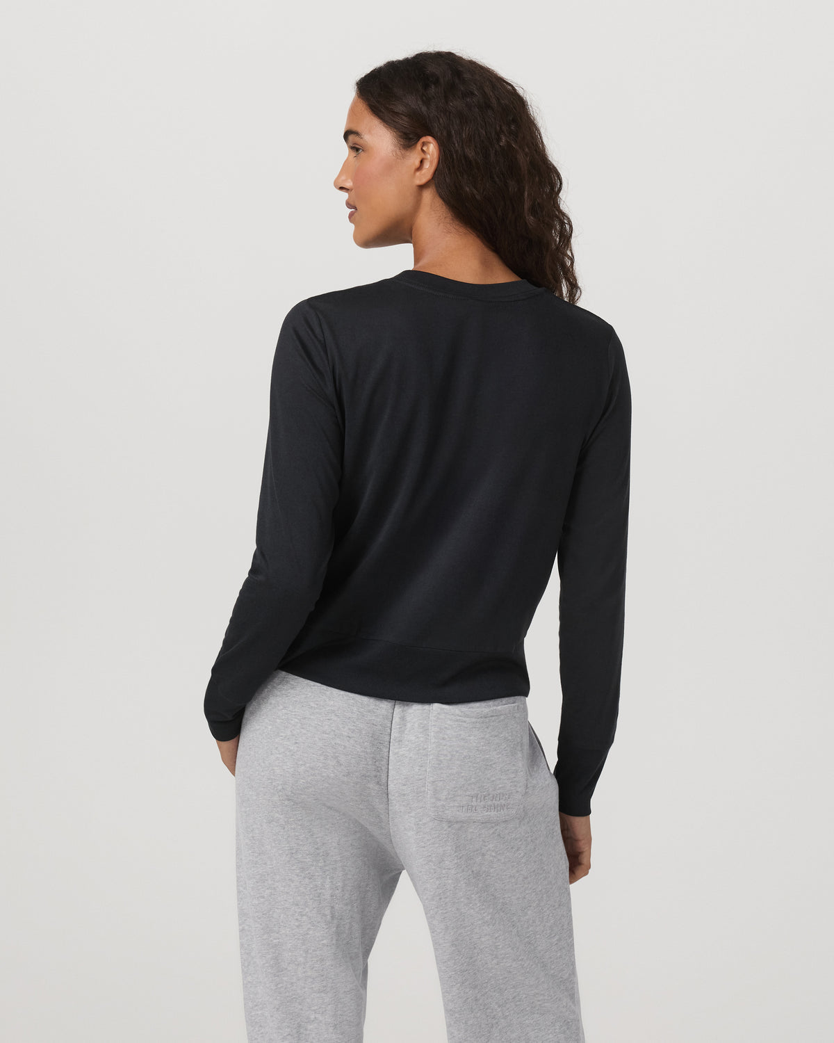 Daydream Crew Lightweight Black Long Sleeve Shirt | Vuori shop