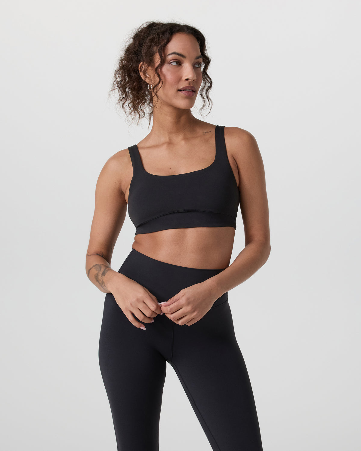 Vuori AllTheForm™ Bra Black | Vuori shop