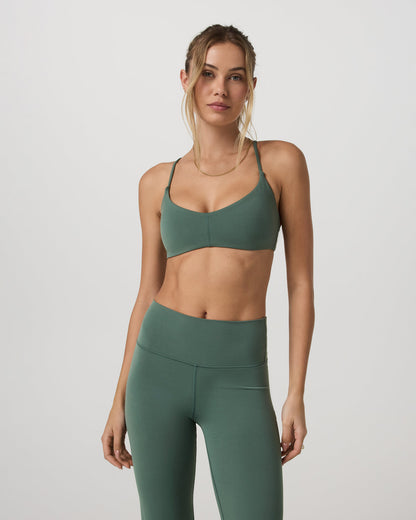 Vuori AllTheFeels™ Strappy Back Bra Women's Agate Green Bra | Vuori outlet