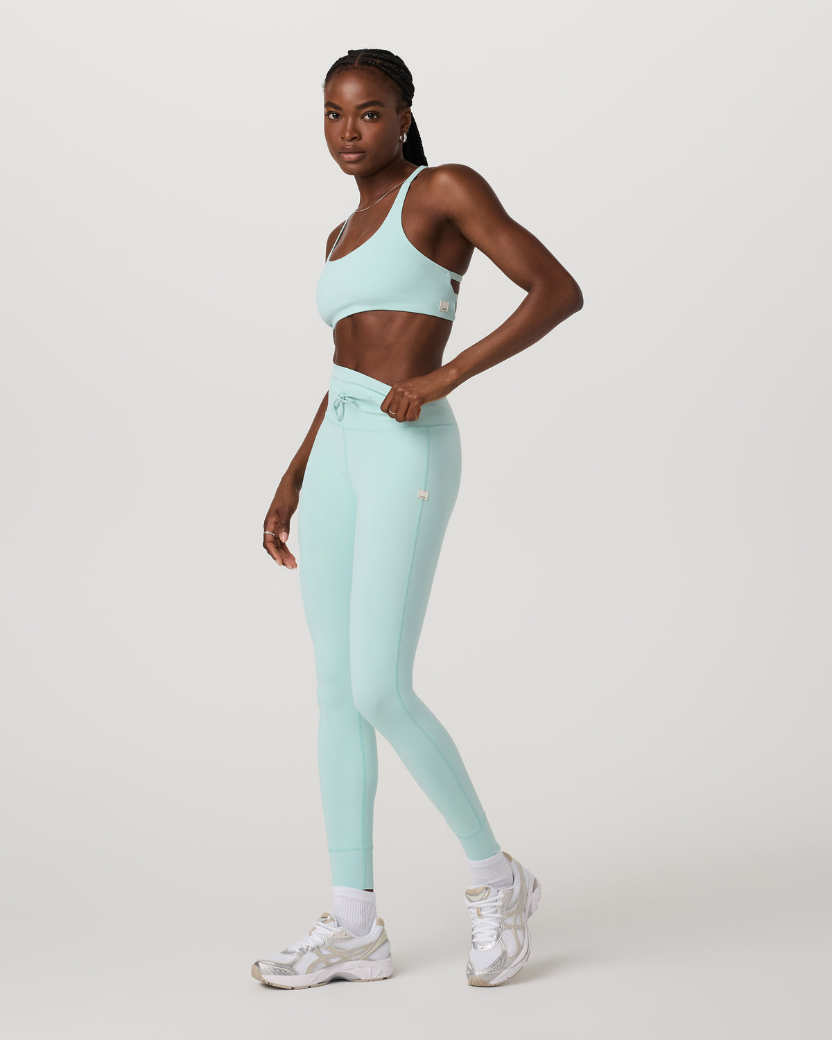 Yosemite Bra Women's Spearmint Strappy Sports Bra | Vuori onsale