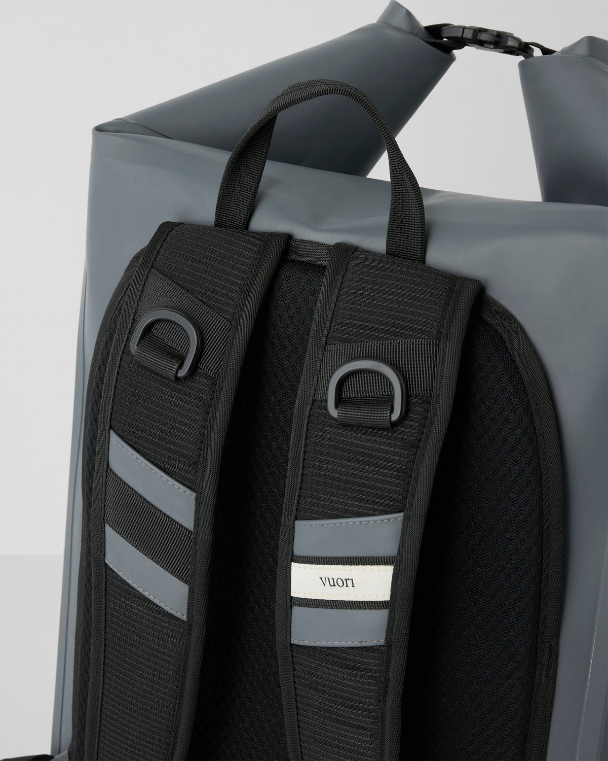 Vuori Dry Bag Charcoal Waterproof Bag | Vuori shop