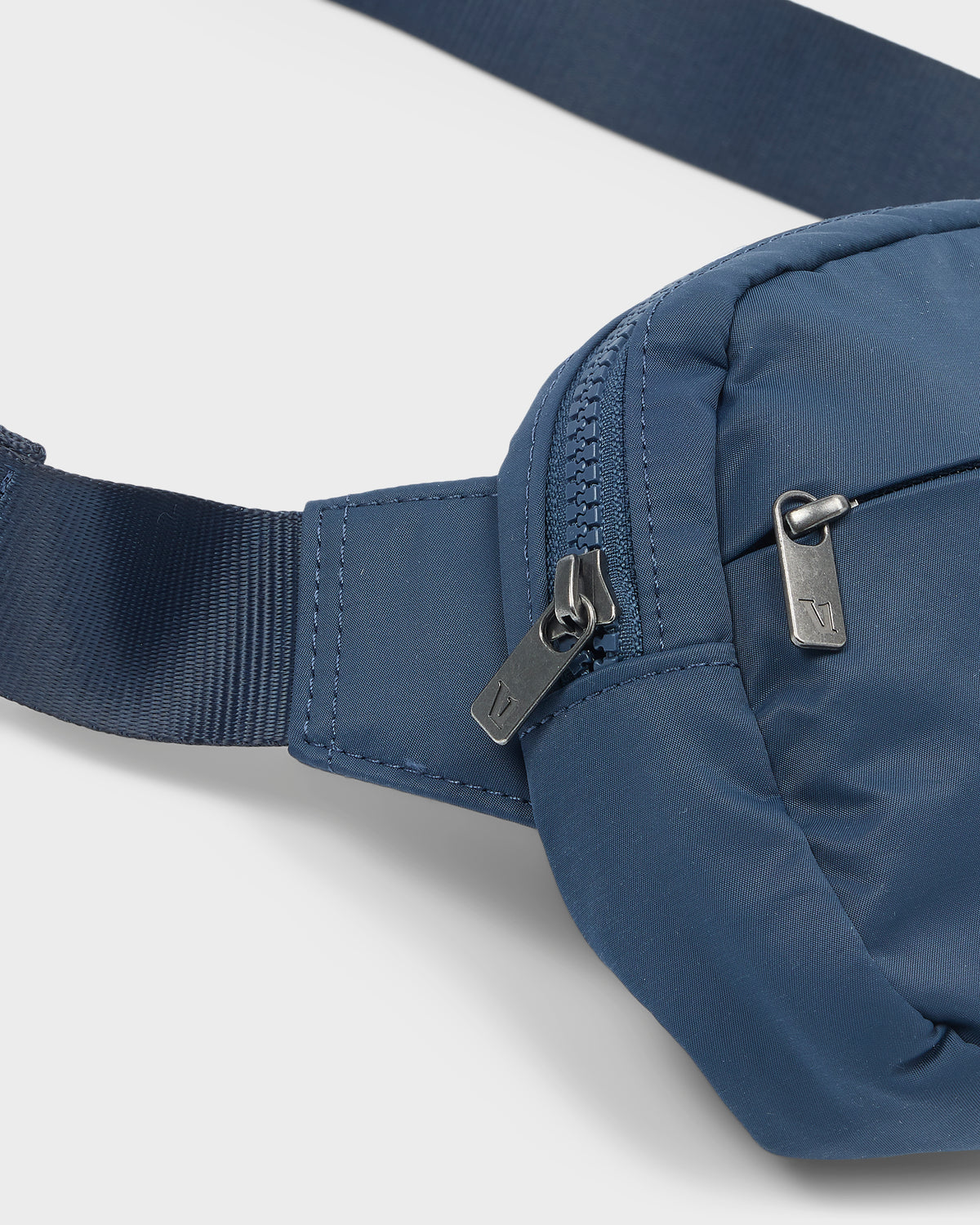 All Around Hip Pack Ocean Blue Versatile Travel Bag | Vuori onsale