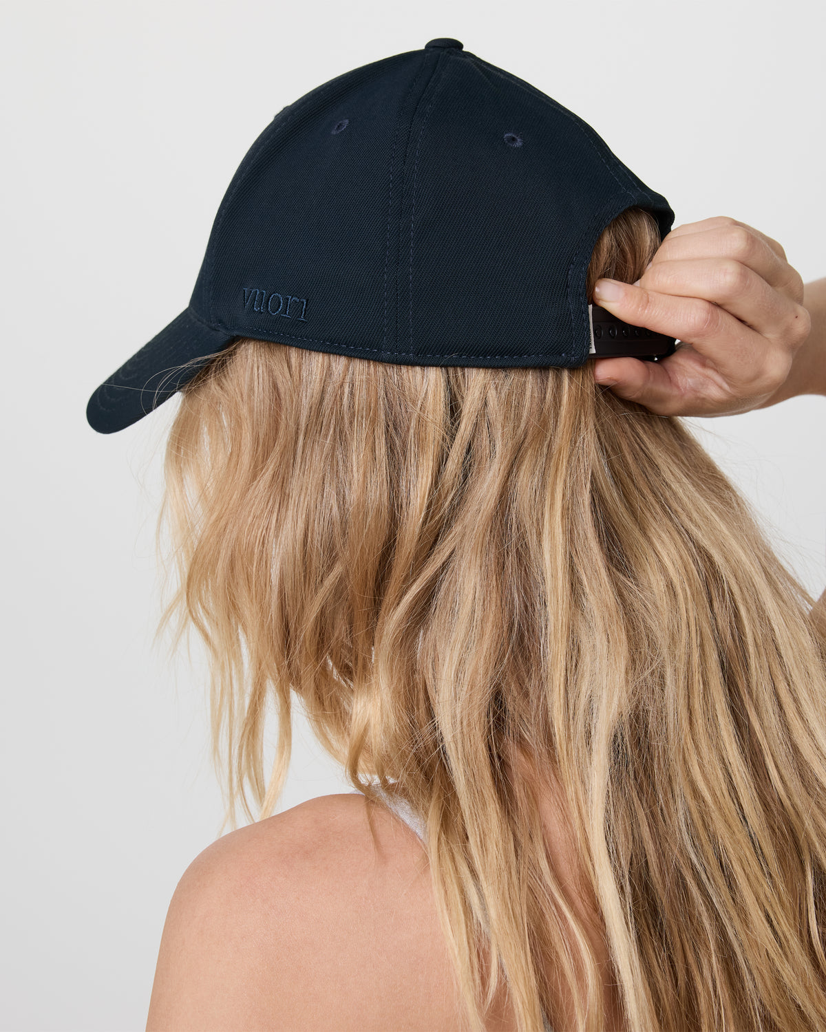 Signal Golf Hat Navy | Vuori for sale