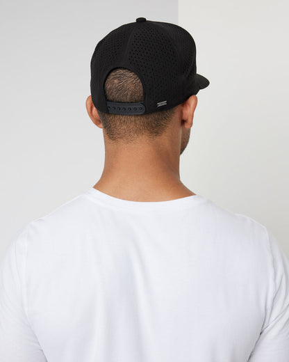 V1 Water Tech Hat Black Floating Hat | Vuori online