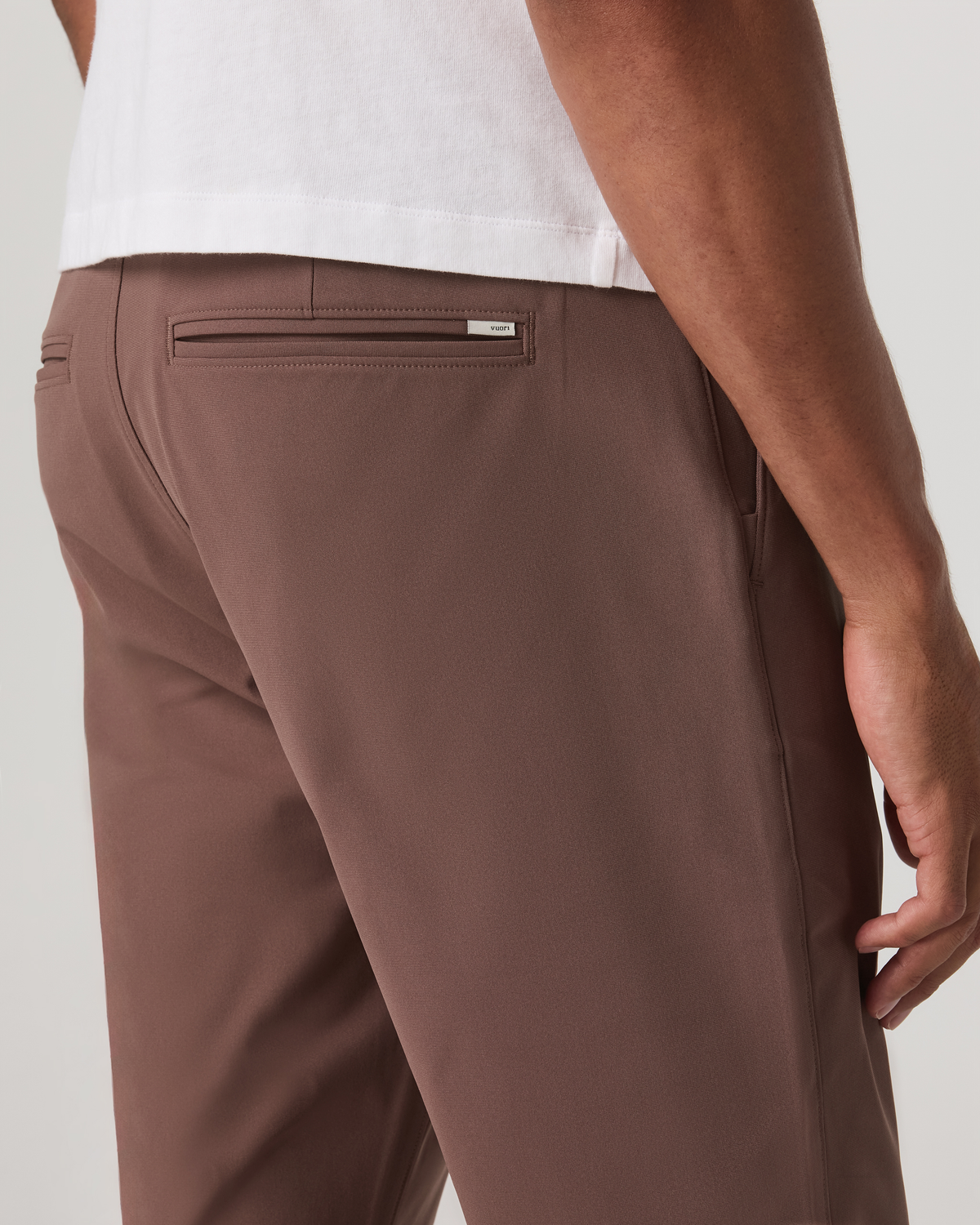 Meta Trouser Classic Fit 30" Men's Sable Tailored Pants | Vuori sale