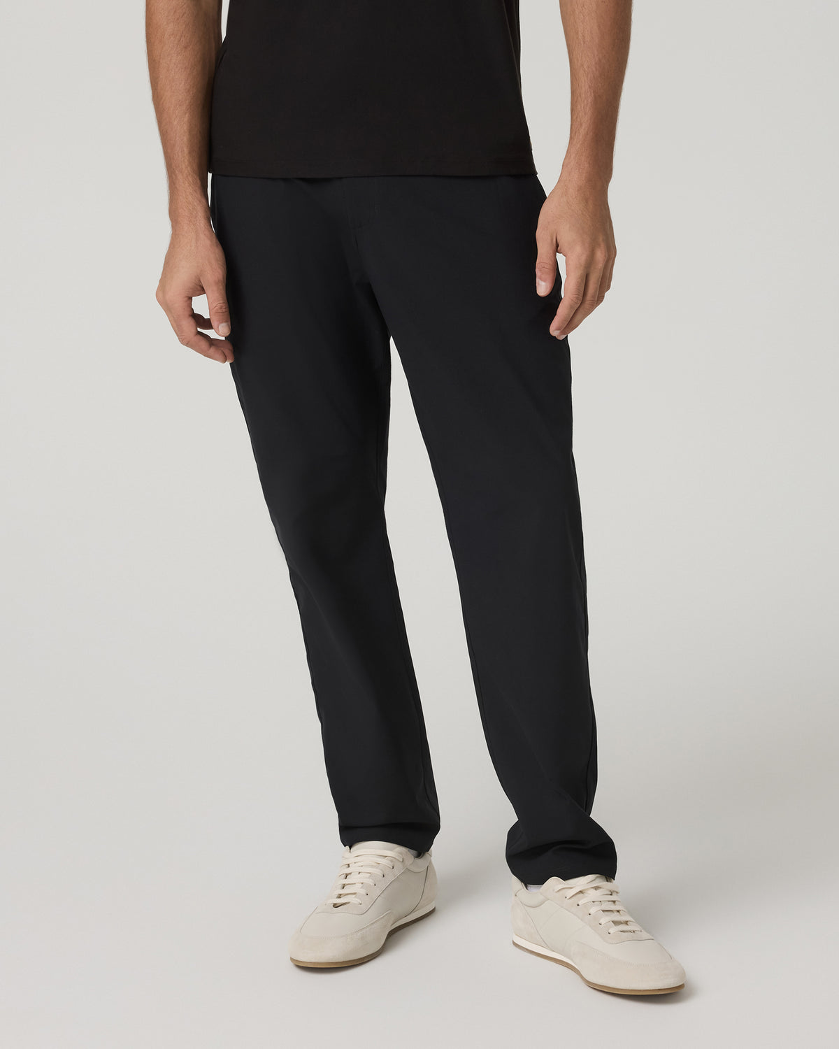 Meta Trouser Classic Fit 32" Men's Black Tailored Pants | Vuori online
