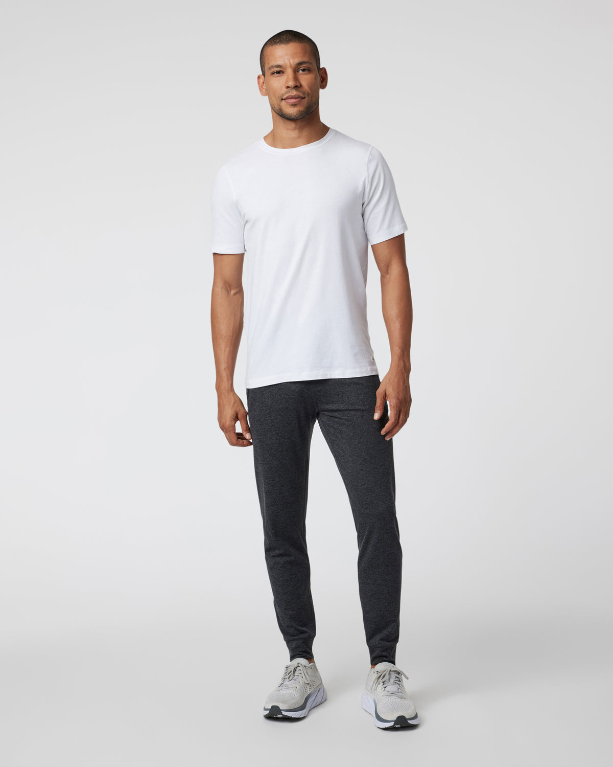 Ponto Performance Jogger Men's Charcoal Joggers | Vuori online