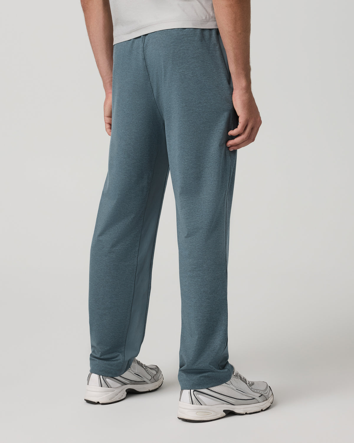 Men's Sunday Performance Track Pant 30" Blue Sea Heather| Vuori | Vuori outlet
