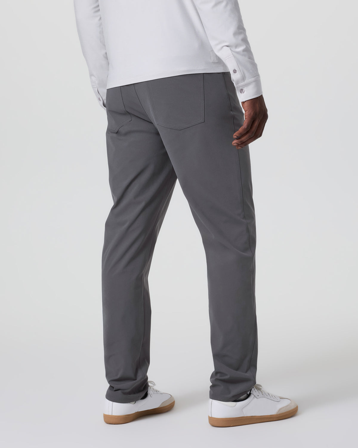 Meta Pant Classic Fit 34" Men's Charcoal 5-Pocket Pants | Vuori shop