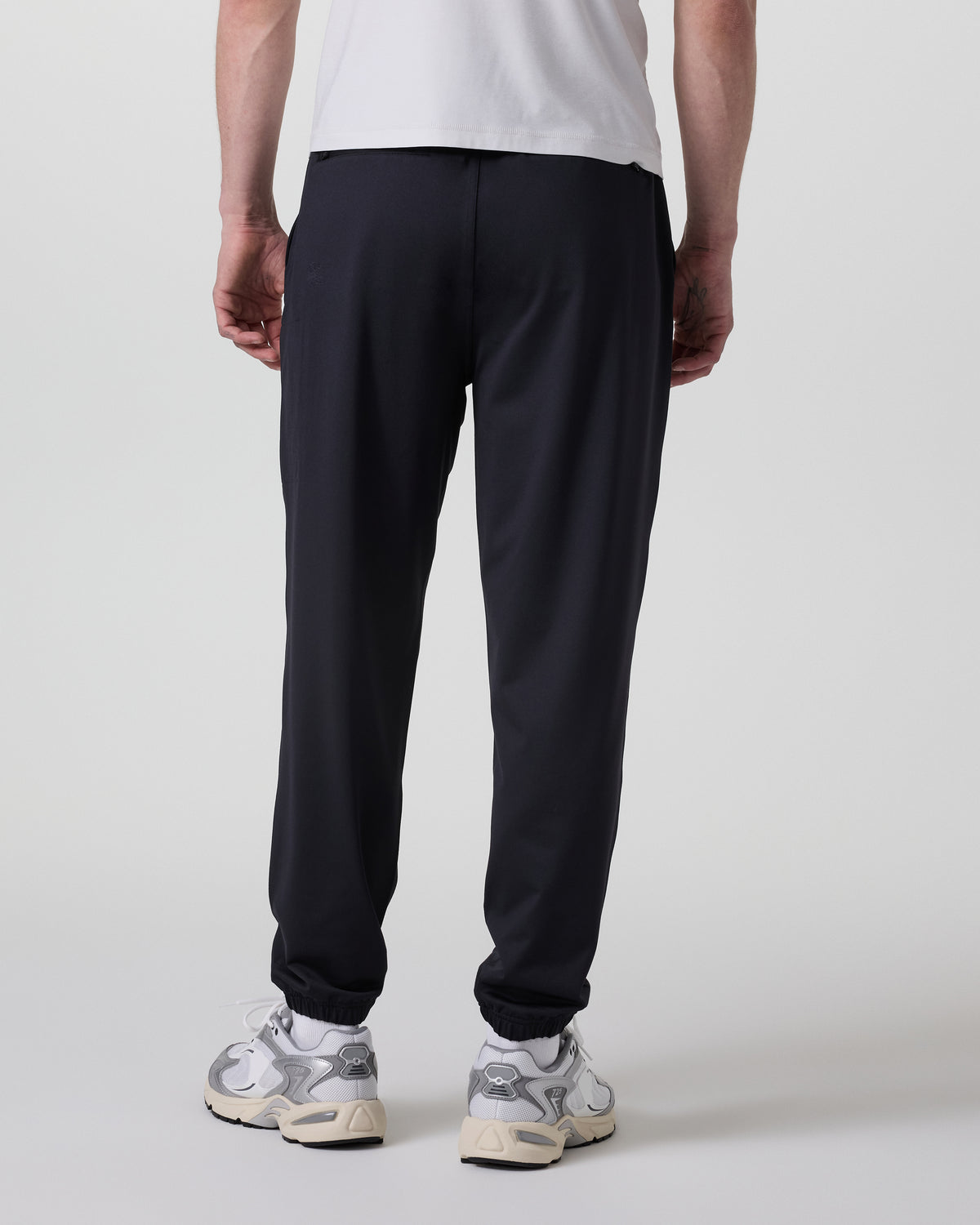 Sunday Performance Sweatpant Classic 30" Black | Vuori for sale