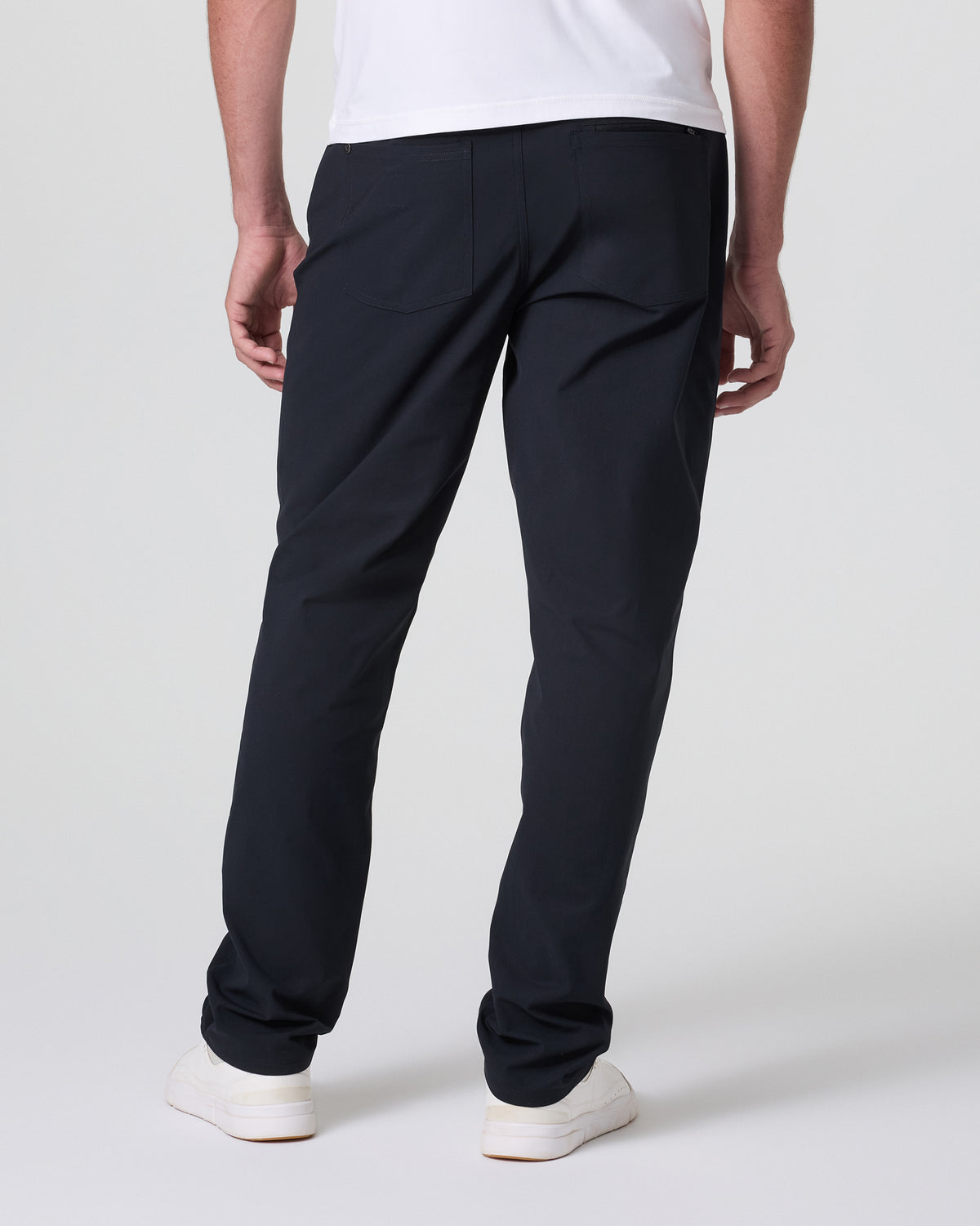 Meta Pant Classic Fit 34" Men's Black 5-Pocket Pants | Vuori online