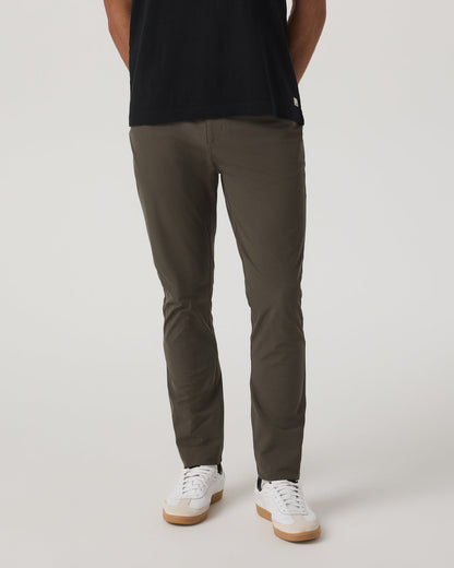 Vuori Meta™ Pant Athletic Slim Fit 34” Dark Oregano | Vuori onsale