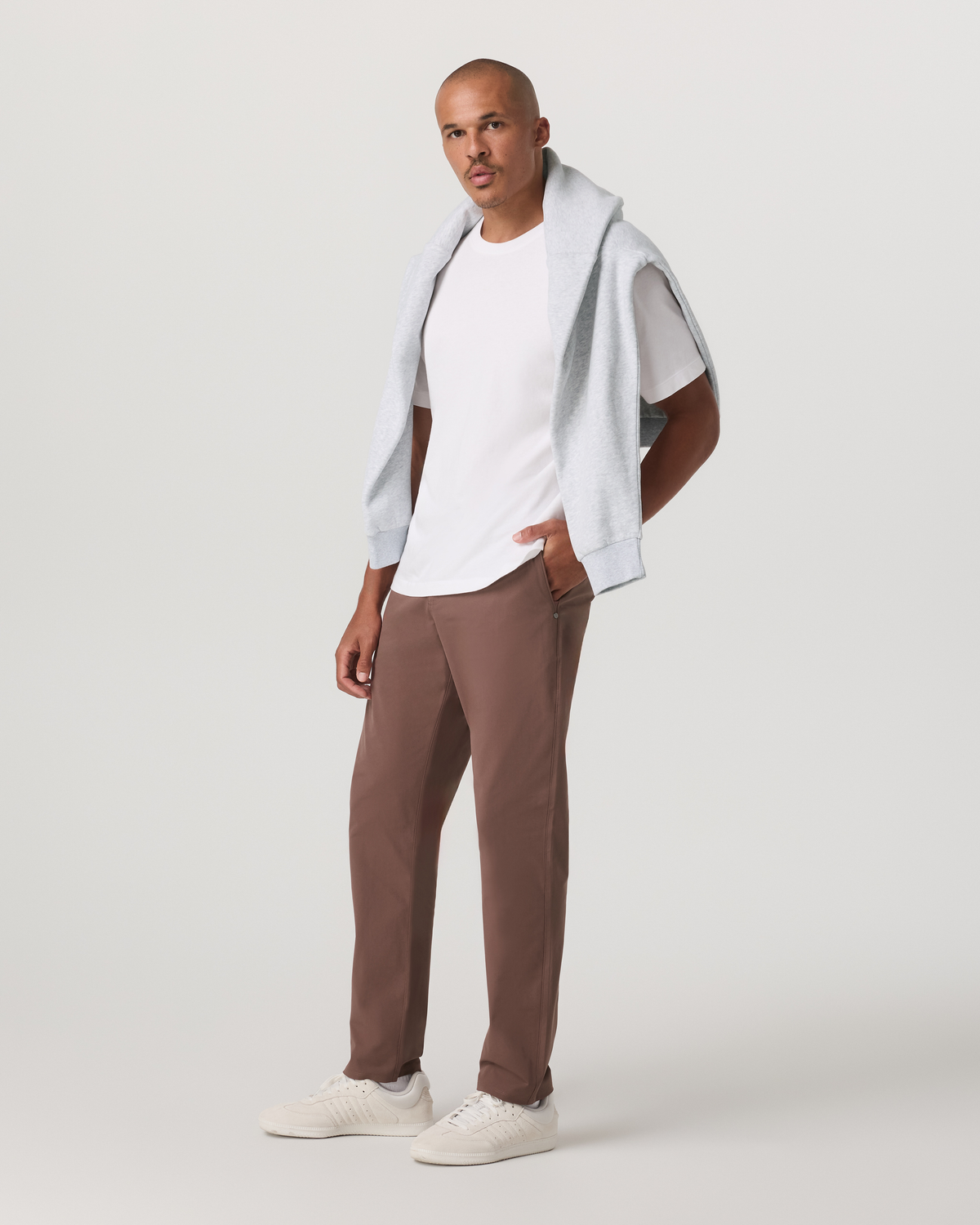 Meta Trouser Classic Fit 32" Men's Sable Tailored Pants | Vuori onsale