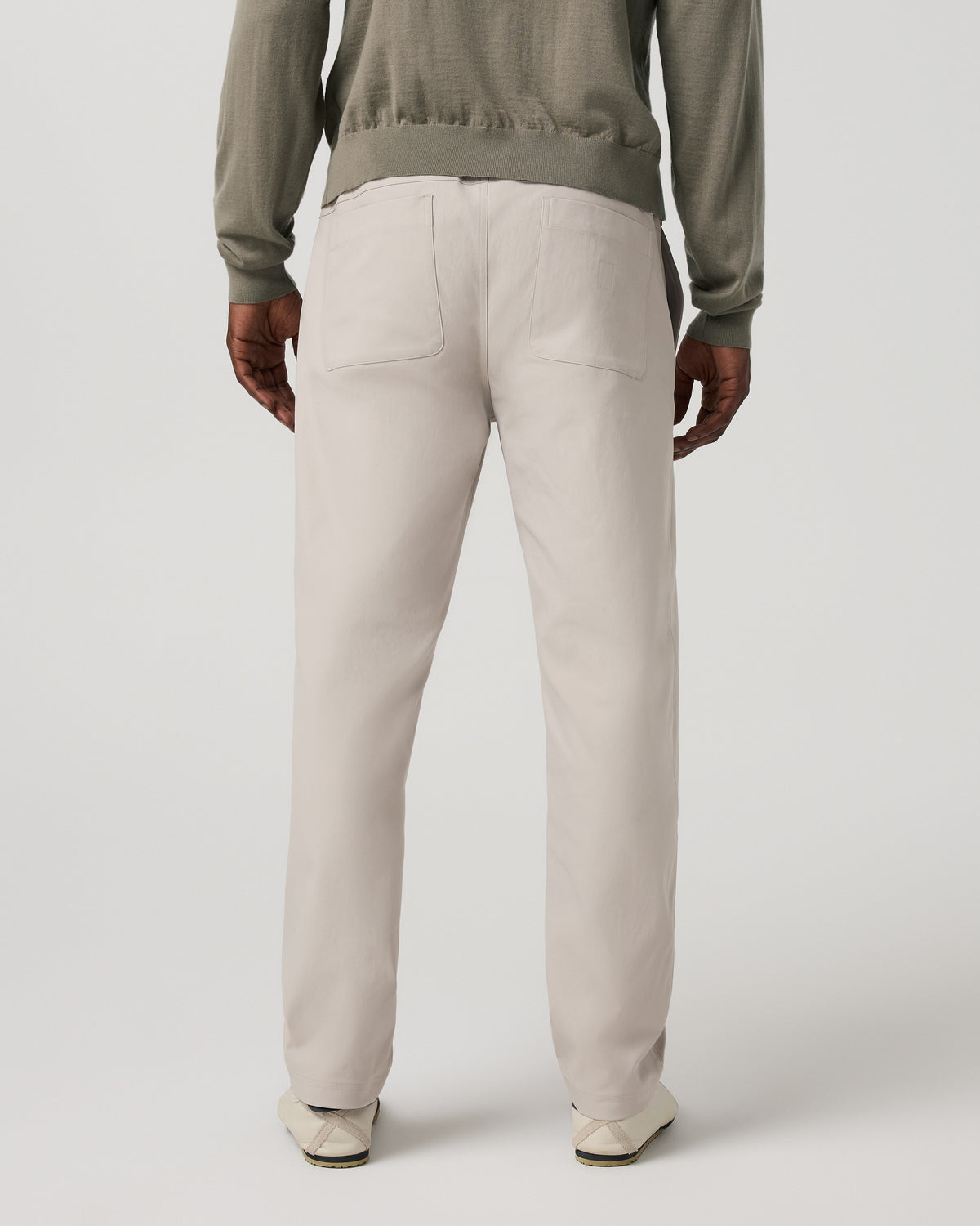 Men's Cascade Elastic Waist Trouser Classic Fit 30" Pewter | Vuori online