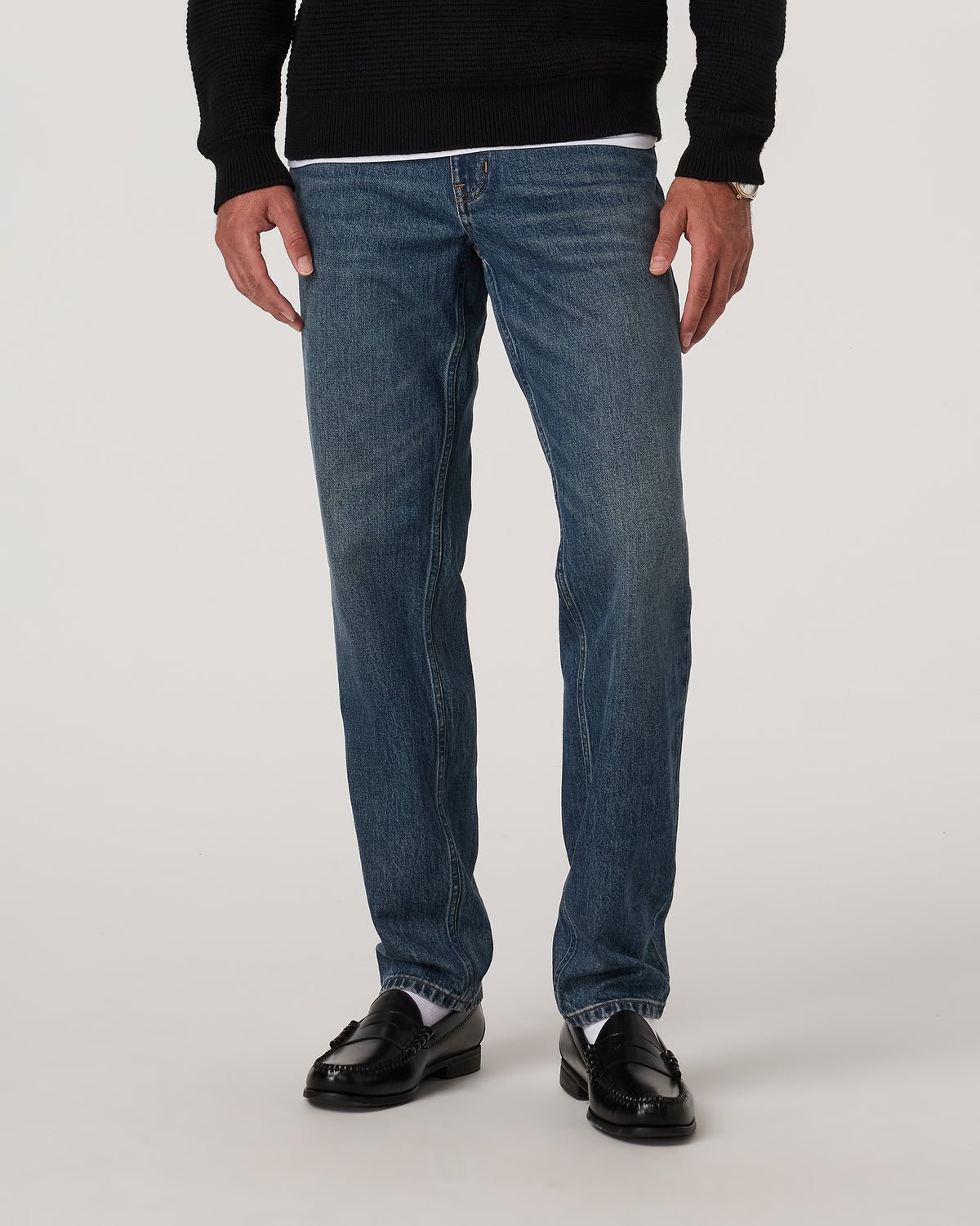 Vuori Vintage Jean Classic Fit 32" Medium Wash Denim | Vuori online
