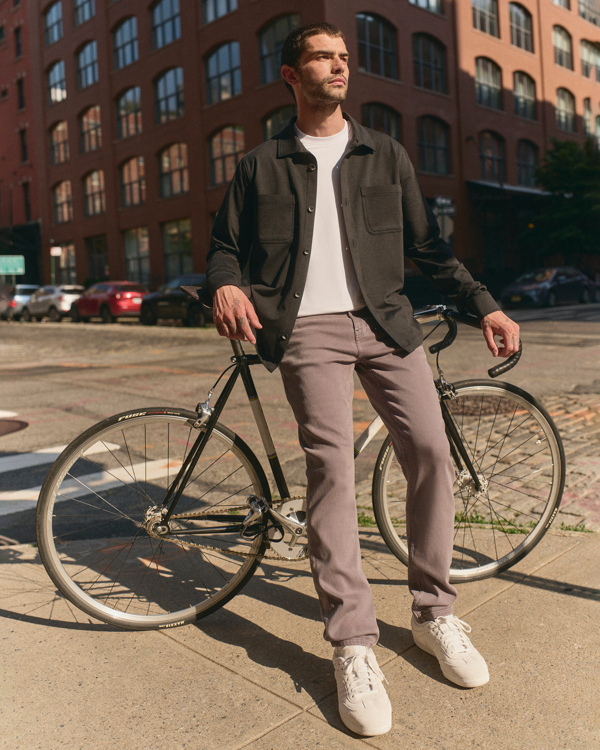 Benton Stretch Twill Pant Athletic Slim Fit 32" Cavern Grey | Vuori outlet