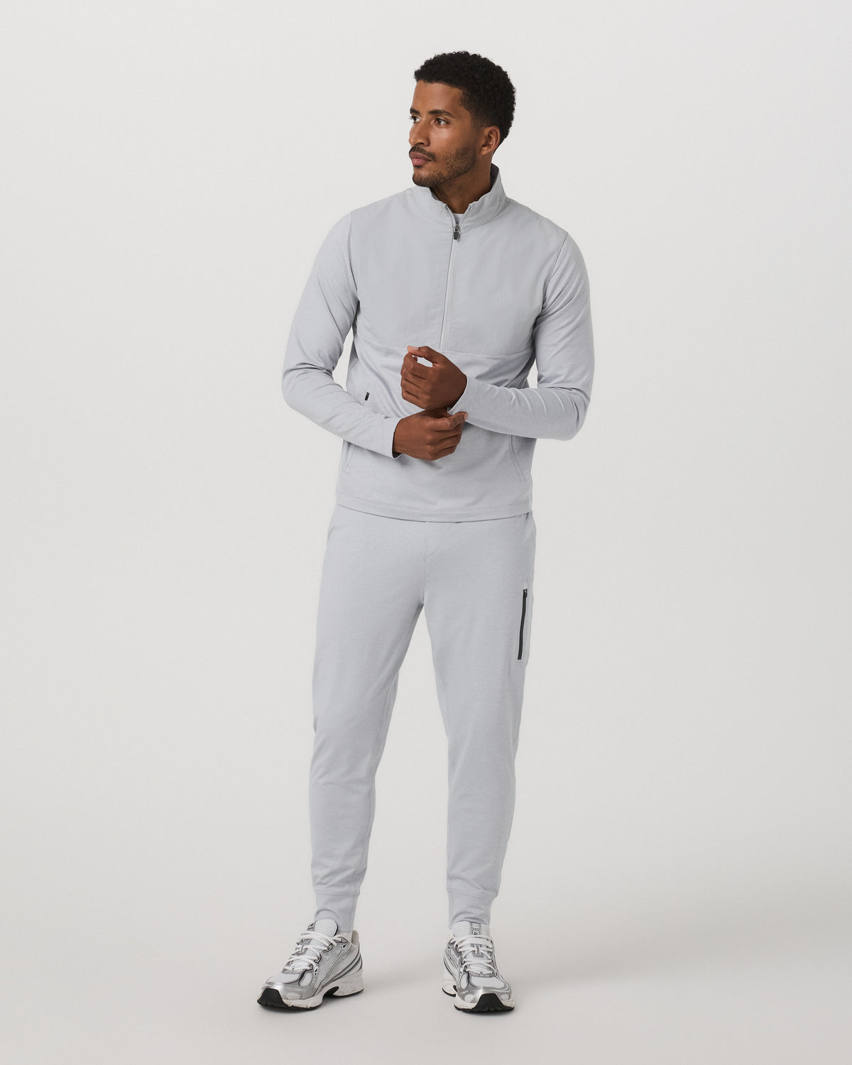 Sunday Performance Jogger Platinum White Joggers | Vuori shop