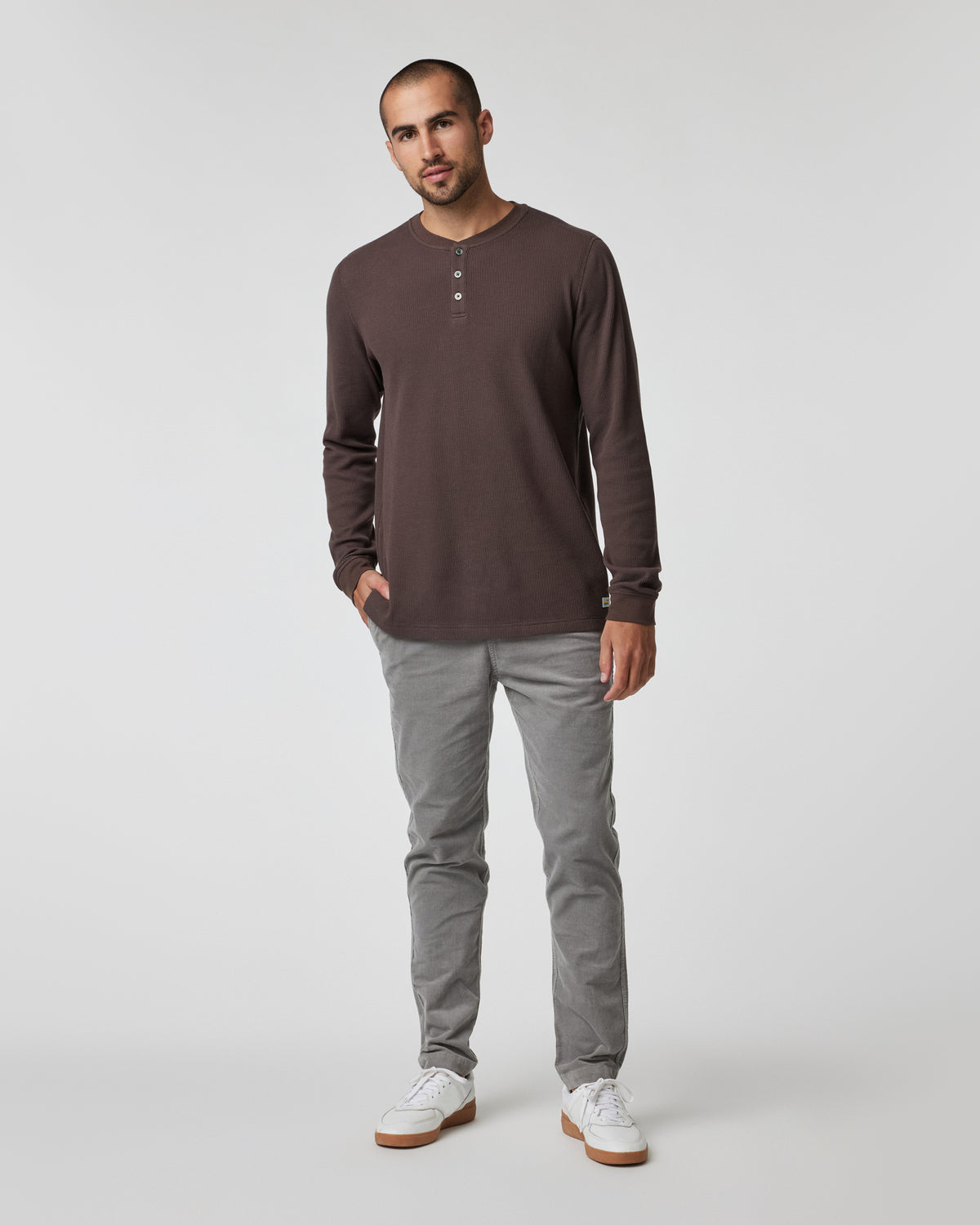 Optimist Pant Men's Shiitake Corduroy Pants | Vuori online