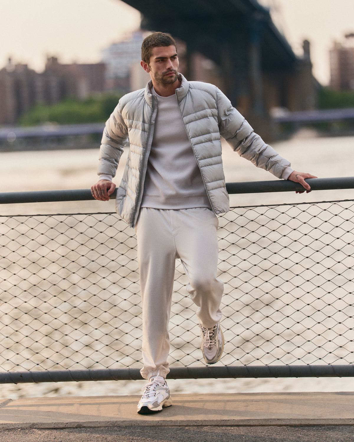 Men's Coronado Sweatpant 28" Salt Heather | Vuori sale