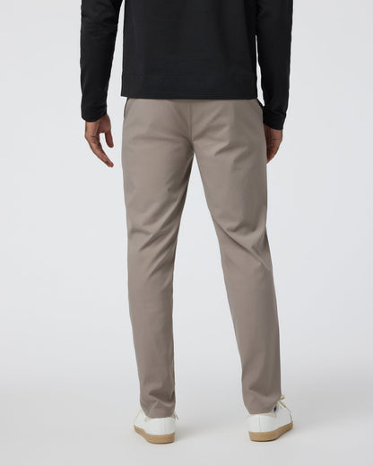 Cascade Tech Chino Pant Men's Mocha Chinos | Vuori shop