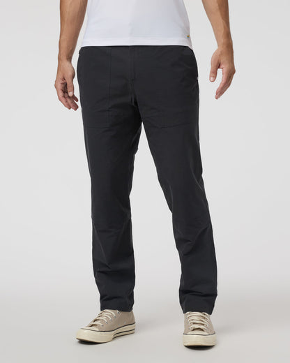 Barren Pant Classic 32" Men's Black Pants | Vuori online