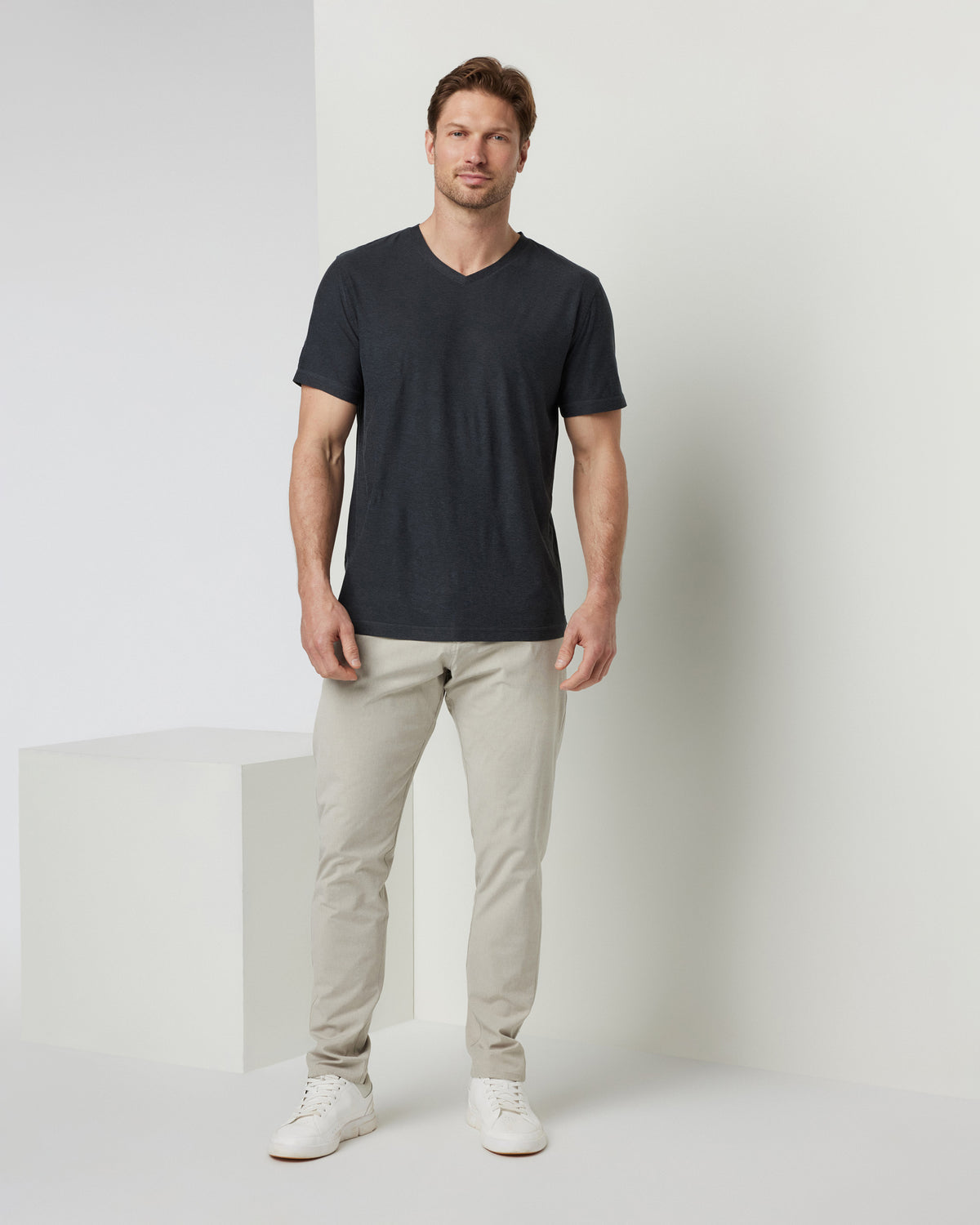 Aim Pant 30" Men's Khaki Golf & Travel Pants | Vuori discount