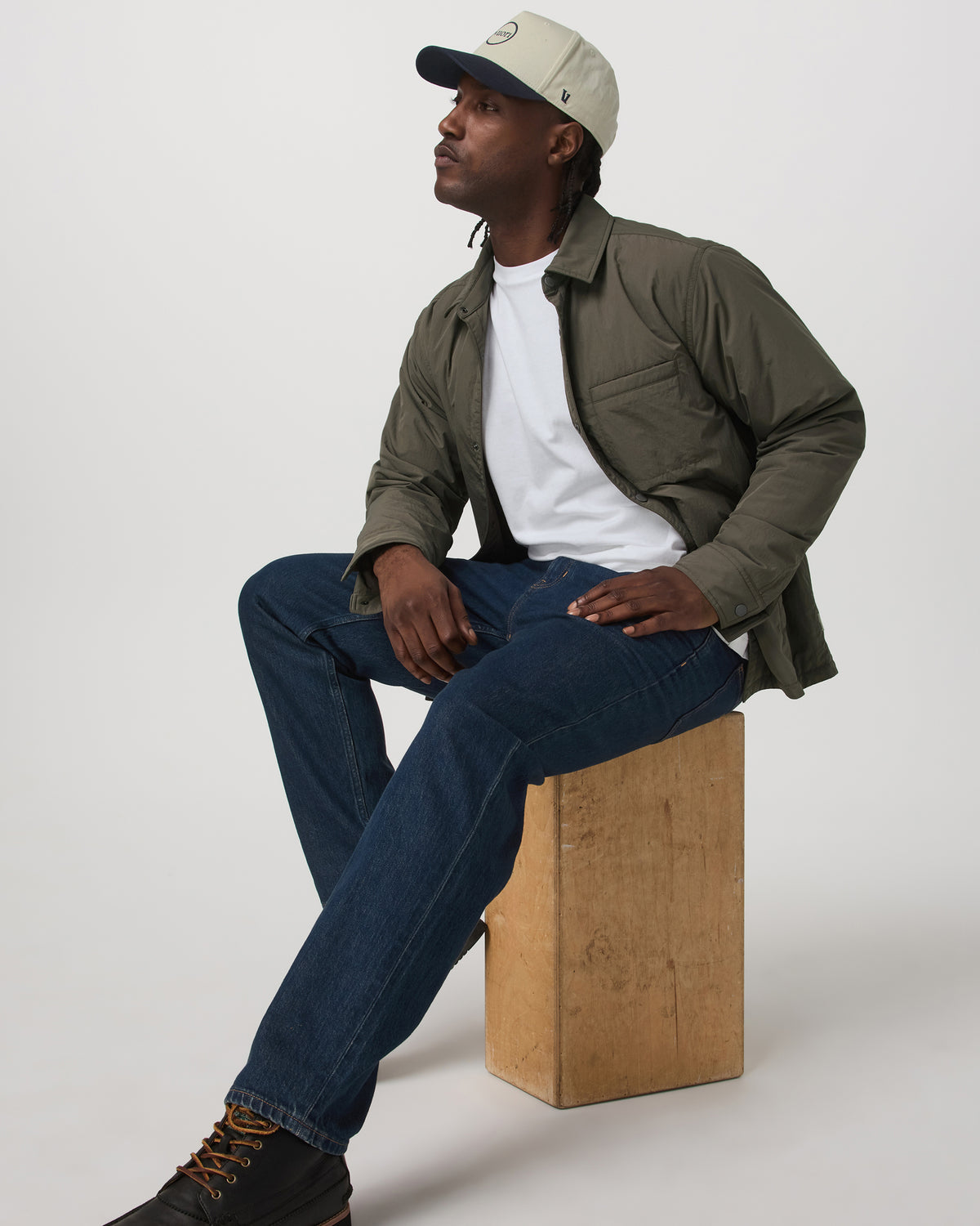 Vuori Vintage Jean Classic Fit 32" Men's Rinse Denim | Vuori outlet