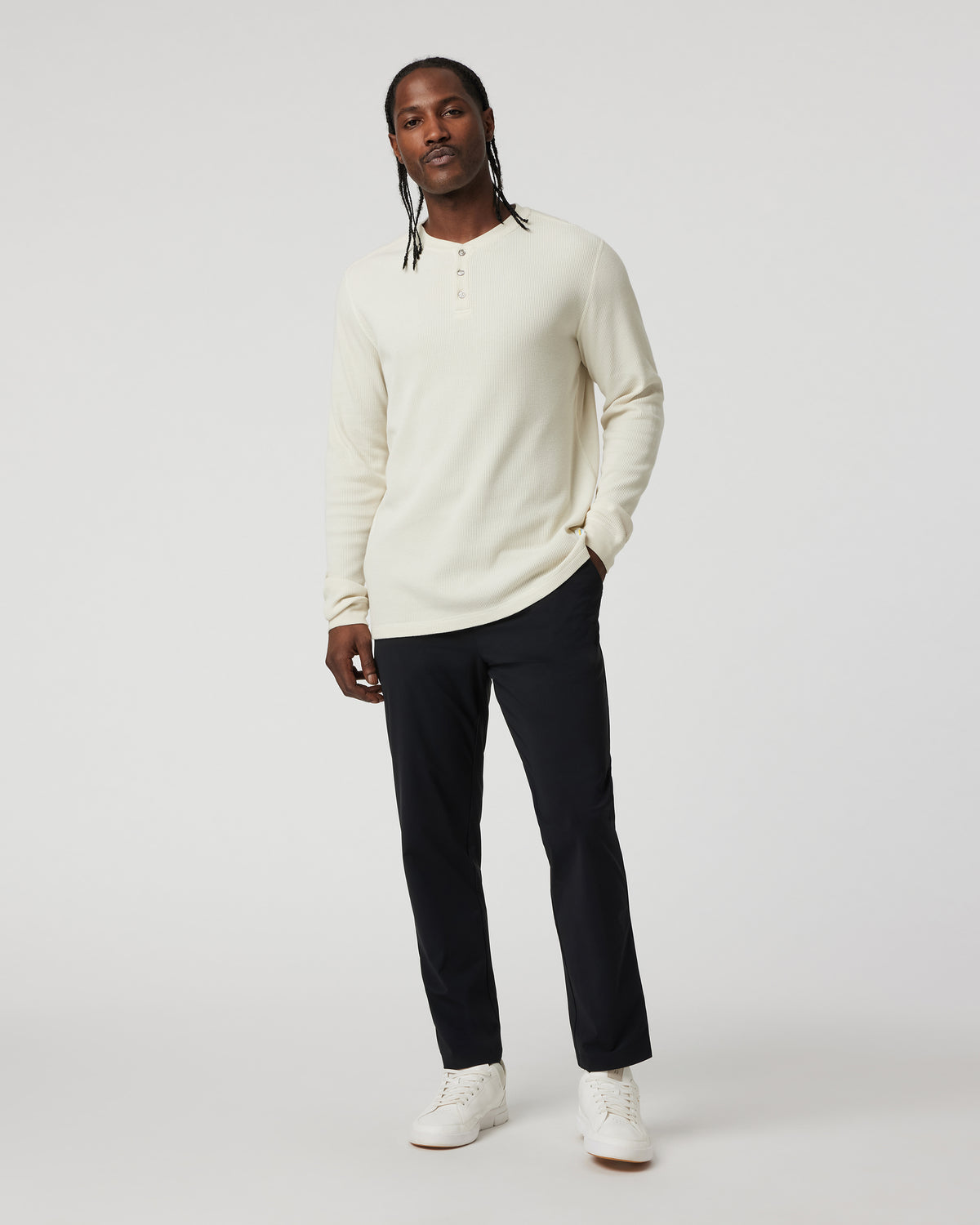 Fleet Chino Pant Athletic Slim 30" Black | Vuori shop