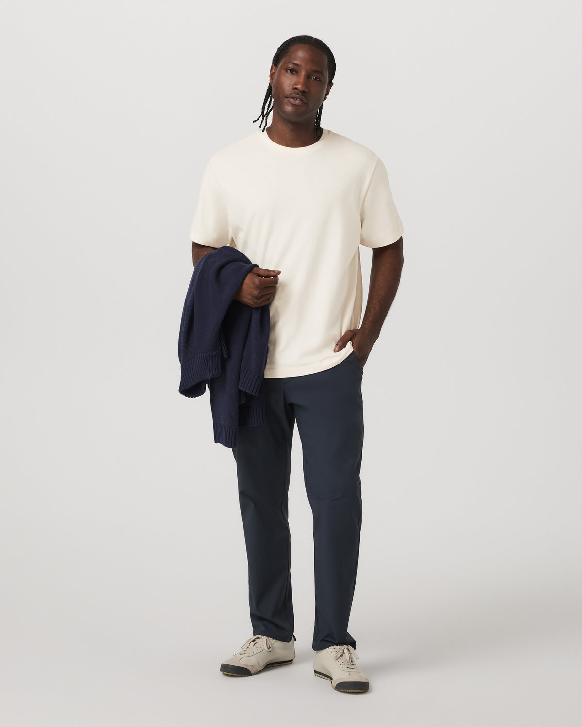 Cascade Chino Classic Fit 32" Men's Ink Pants | Vuori for sale