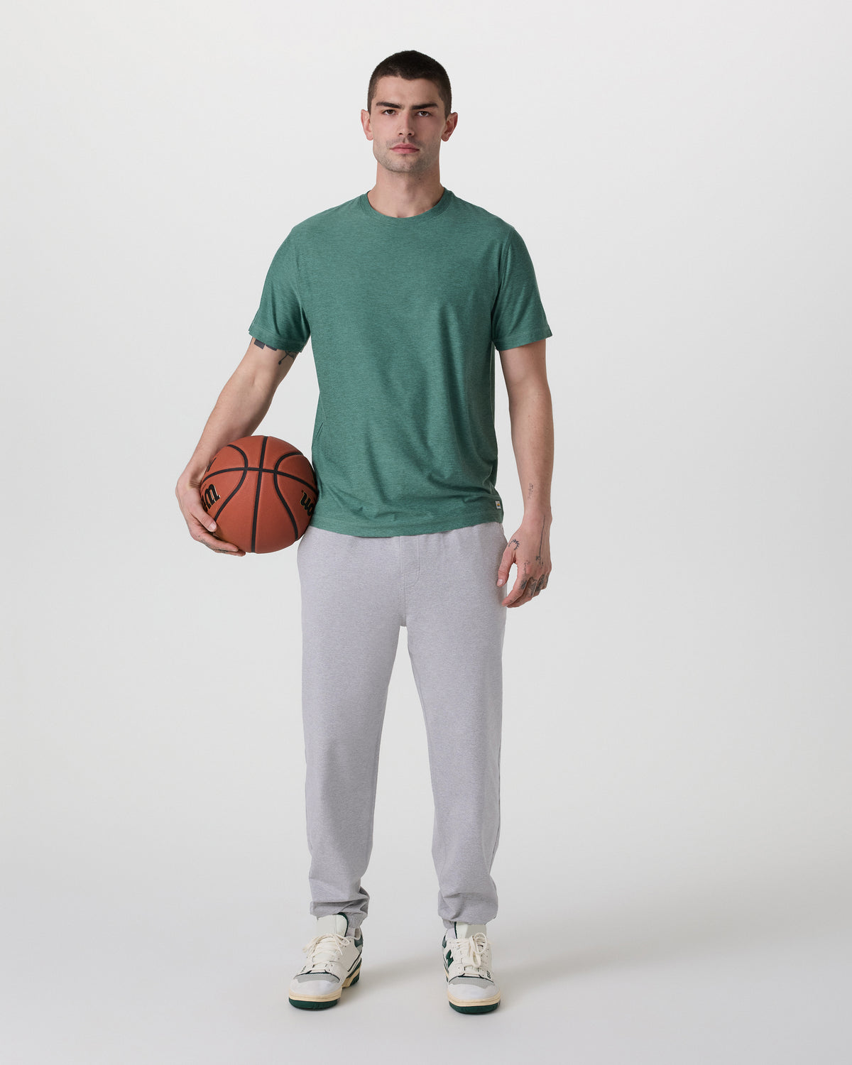 Coronado Performance Sweatpant Classic 30" Light Heather Grey | Vuori online