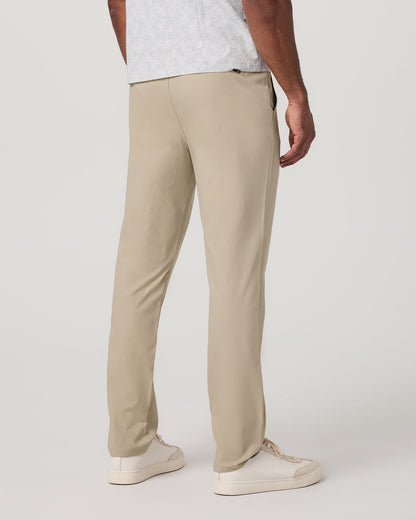 Men's Cascade Tech Chino Athletic Slim Fit 32" Trench | Vuori for sale