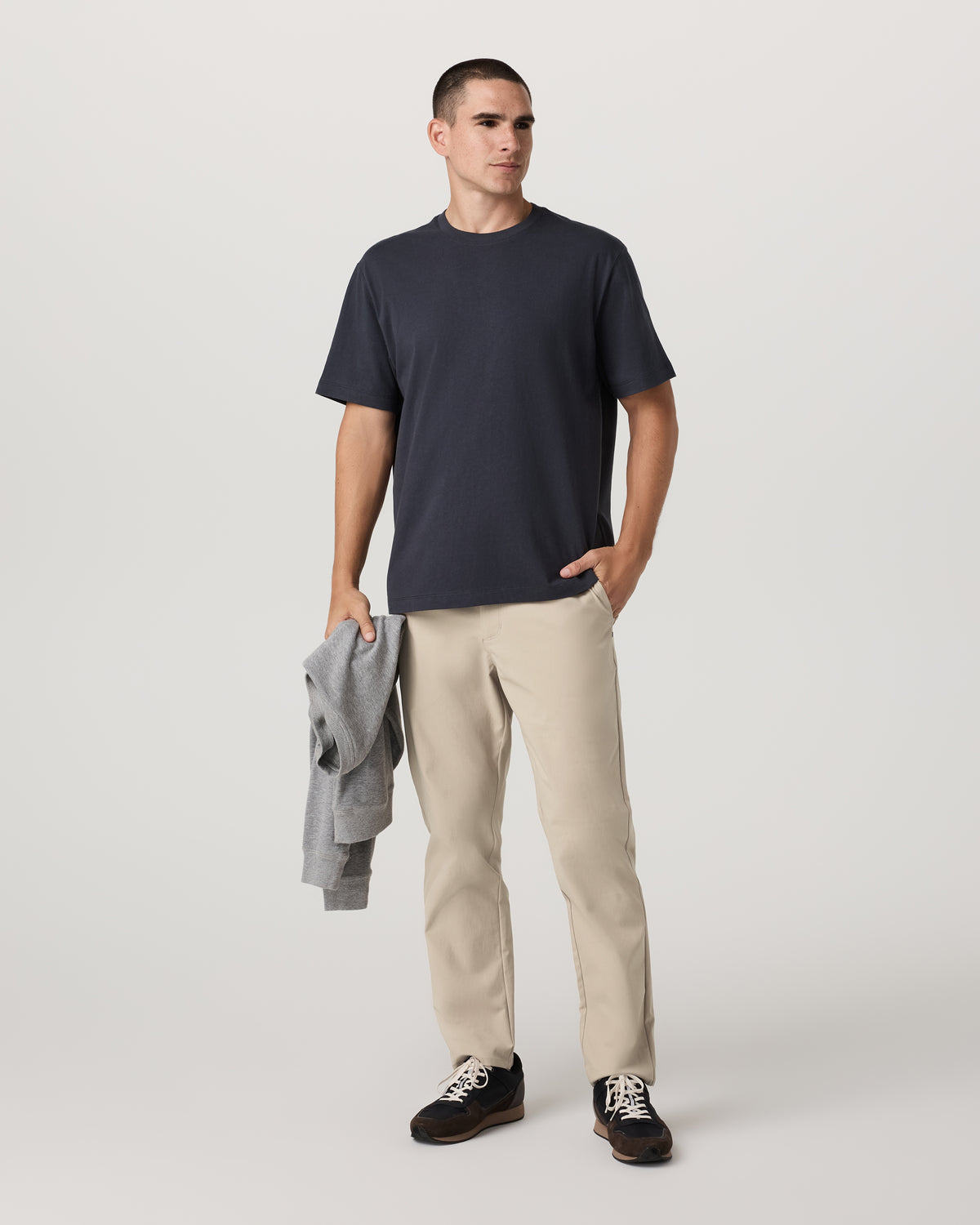 Cascade Chino Classic Fit 32" Men's Trench Pants | Vuori shop