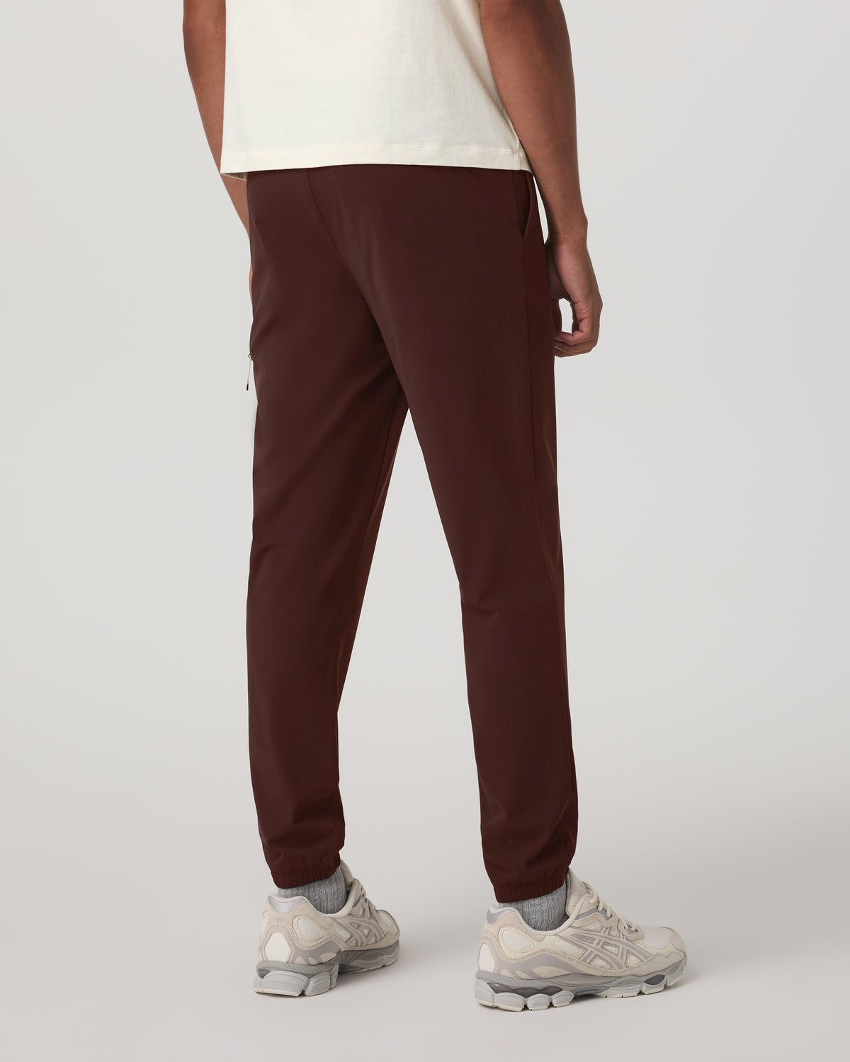 Fleet Sport Jogger 30" Men's Burgundy Joggers | Vuori onsale