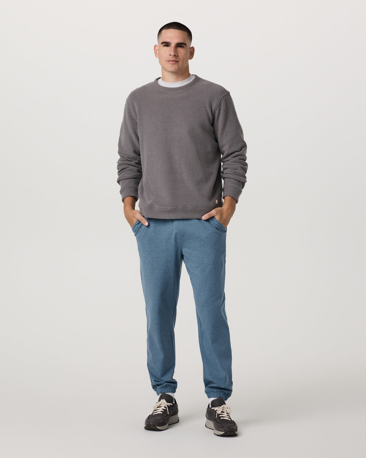 Men's Coronado Sweatpant 30" Pool Blue Heather | Vuori shop
